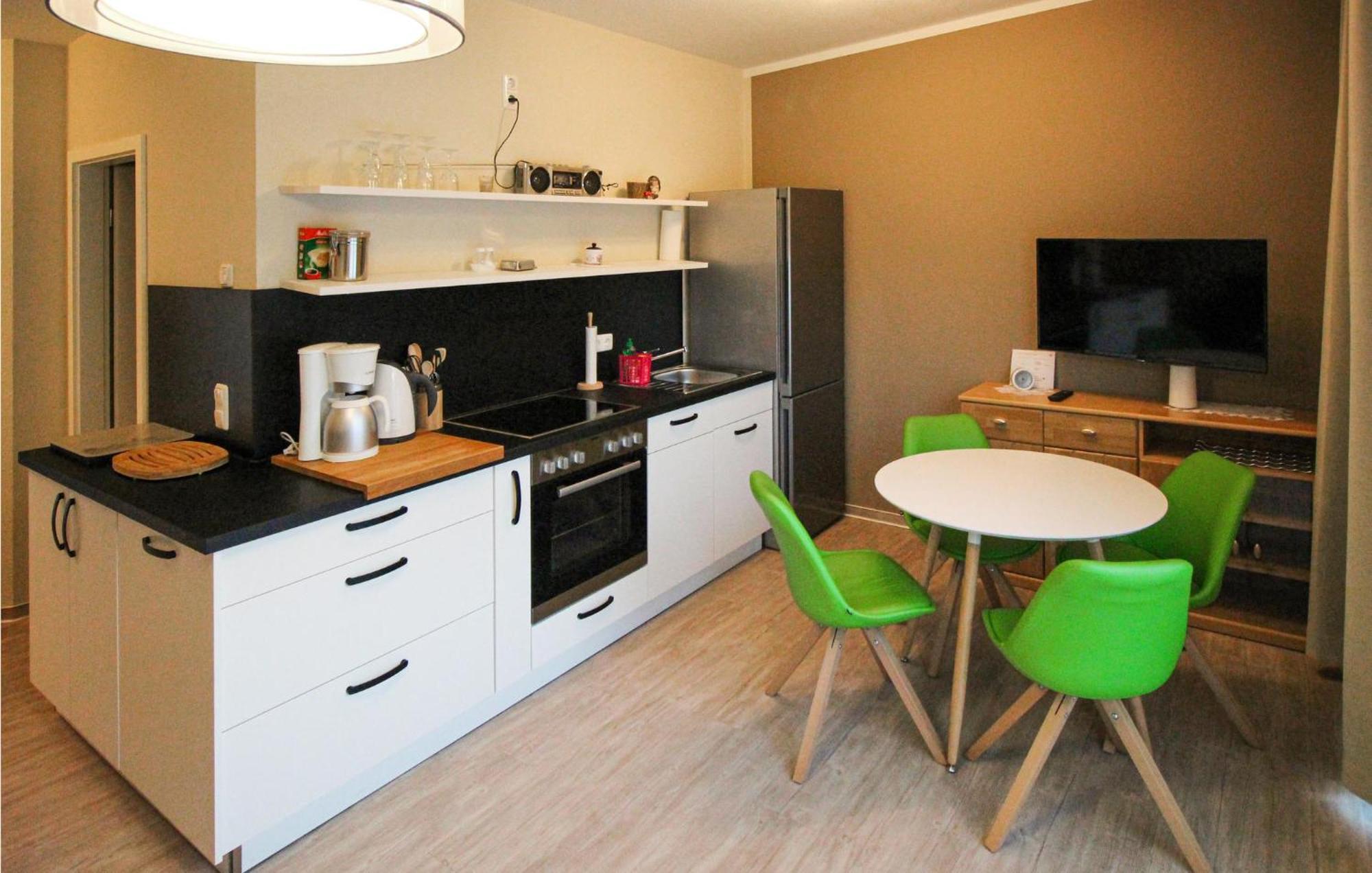 Stunning Apartment In Graal-Mueritz With Kitchen Eksteriør bilde